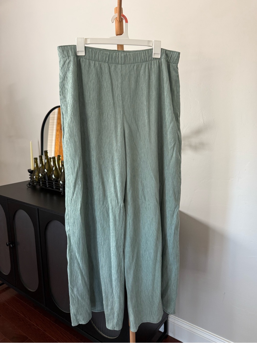 Abercrombie & Fitch Sage Green High Rise Wide Leg Pull On Pants Size Large NWOT - Picture 2 of 9